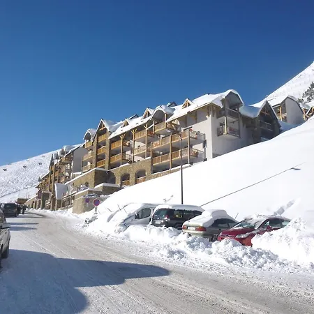 Aparthotel & Golf Tourmalet 3*
