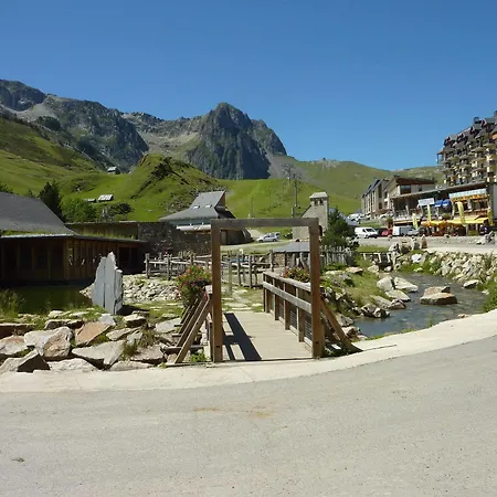 & Golf Tourmalet Aparthotel La Mongie