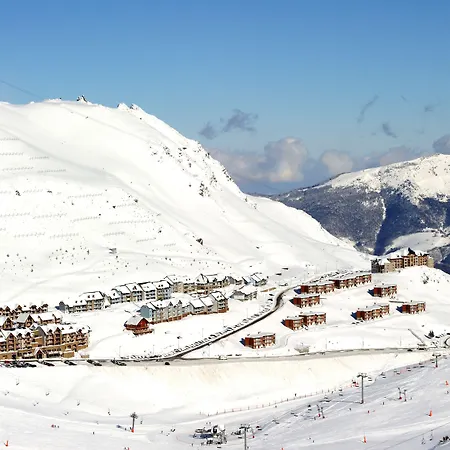 Aparthotel & Golf Tourmalet 3*