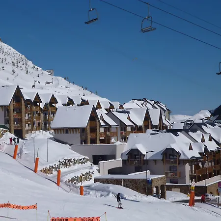 & Golf Tourmalet Apartmanhotel 3*